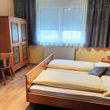 Gasthof Familie Hutter Rőtfalva Kültér fotó