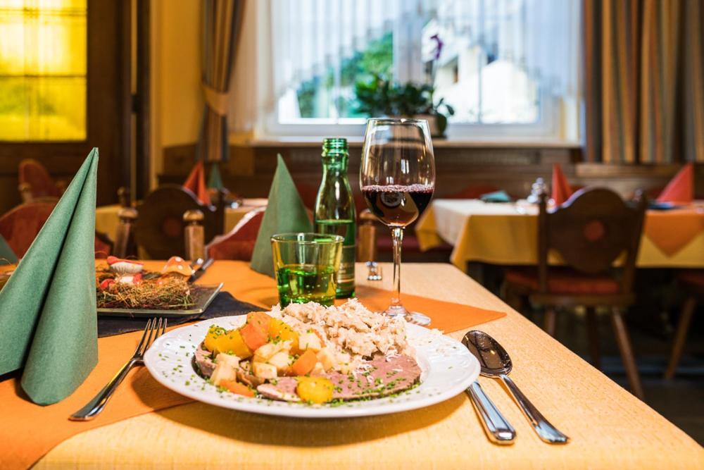 Gasthof Familie Hutter Rőtfalva Kültér fotó